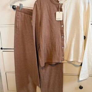 Donni sweater SET Size M nwt